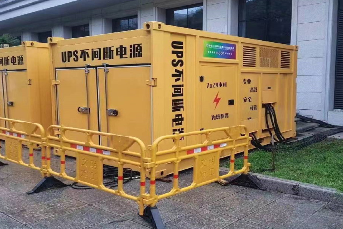 蜀山发电机租赁施工现场